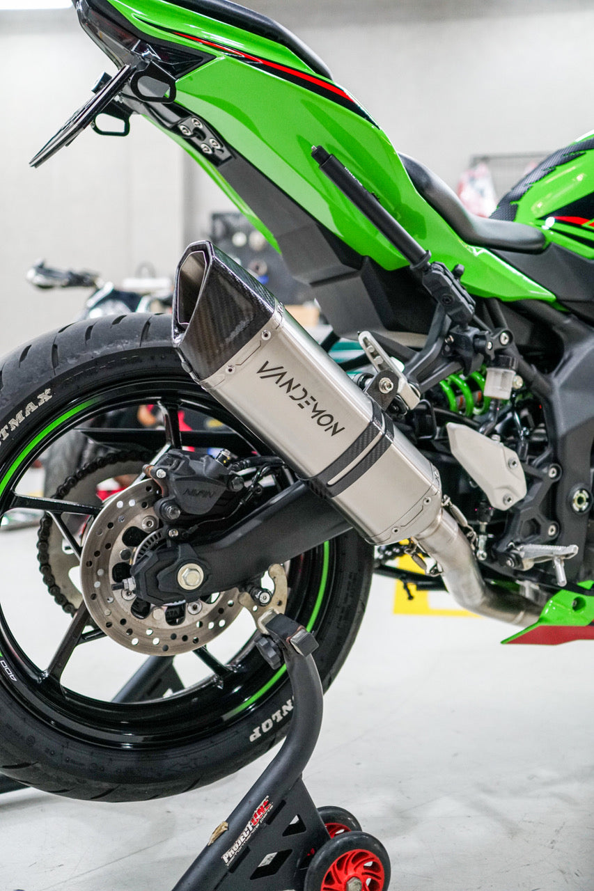 Kawasaki ZX4R-ZX4RR Side Mount Titanium Race Exhaust System 2023-2025