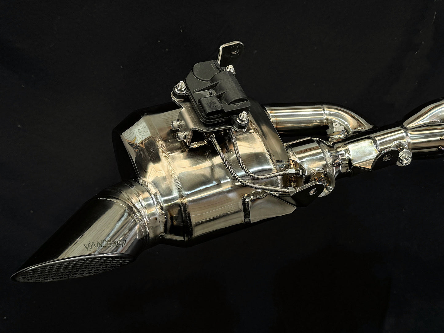 Yamaha GEN4 MT09/SP、XSR900 和 XSR900GP 隐形钛合金排气系统