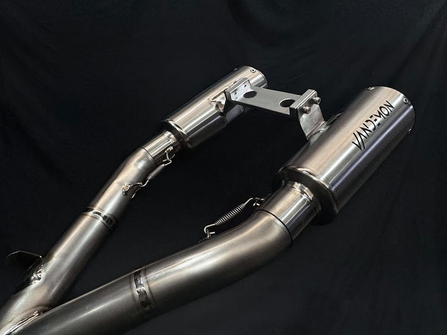Escape de titanio Vandemon para Ducati Scrambler y Cafe Racer 803cc 2015-20