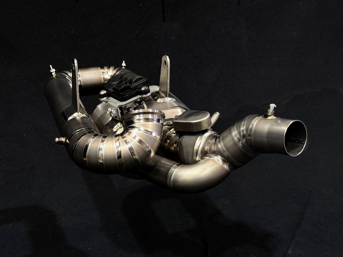 Silenciador bimodal deslizante Stealth de titanio para Ducati V2 Panigale