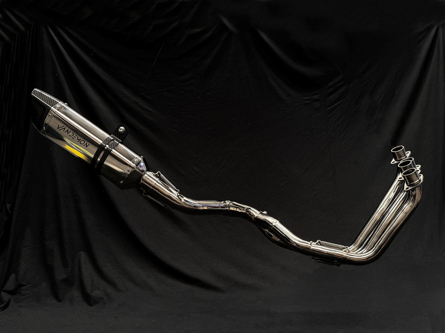 A Vandemon silver exhaust pipe
