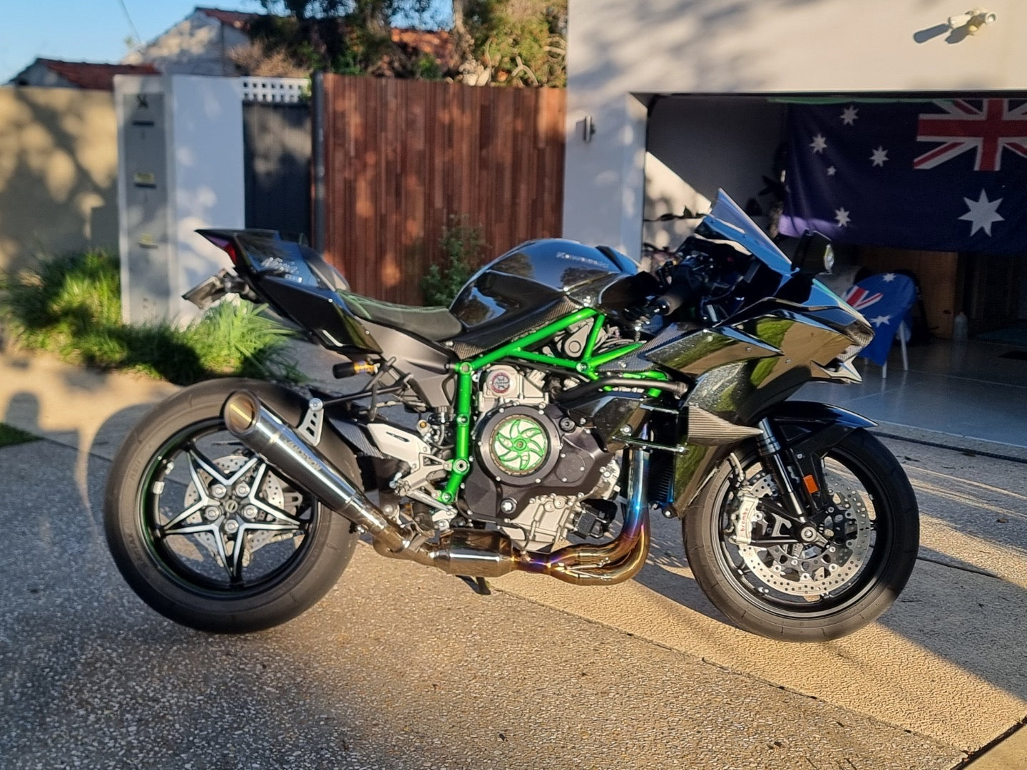Kawasaki H2, H2R Vandemon Bimodal Stealth Titanium Exhaust System