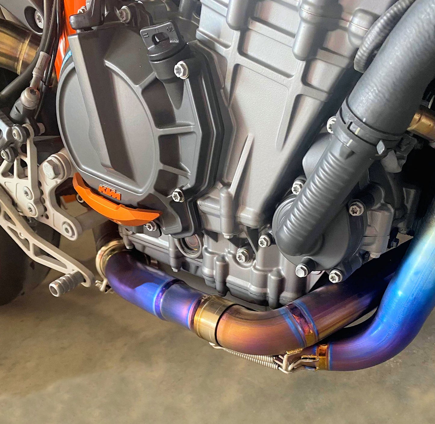 Colectores de titanio Husqvarna Norden 901 para KTM 790 y 890 Adventure/Duke/SMT