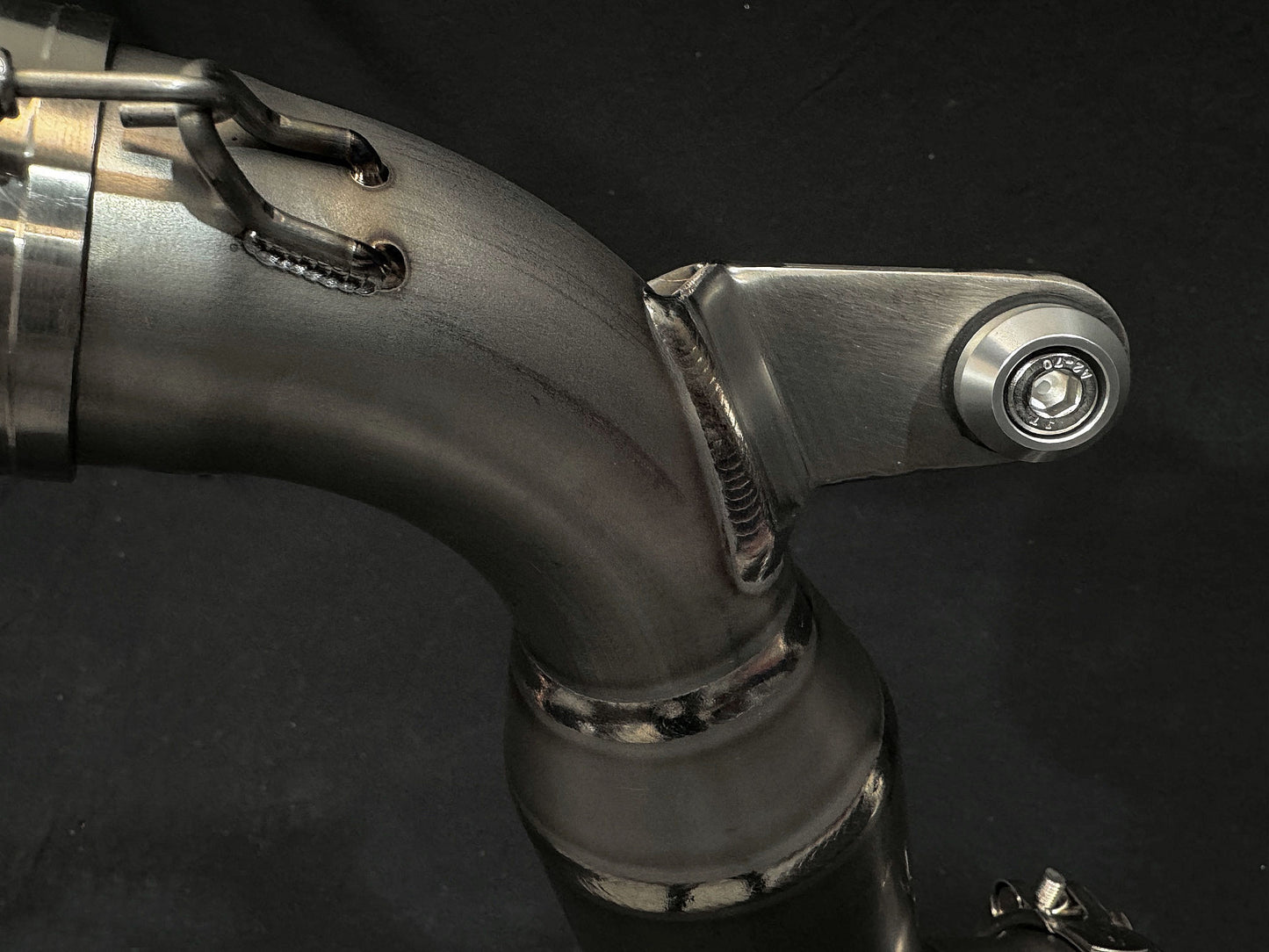 Sistema de escape de titanio para KTM RC 390 y 390 DUKE 2022-2023