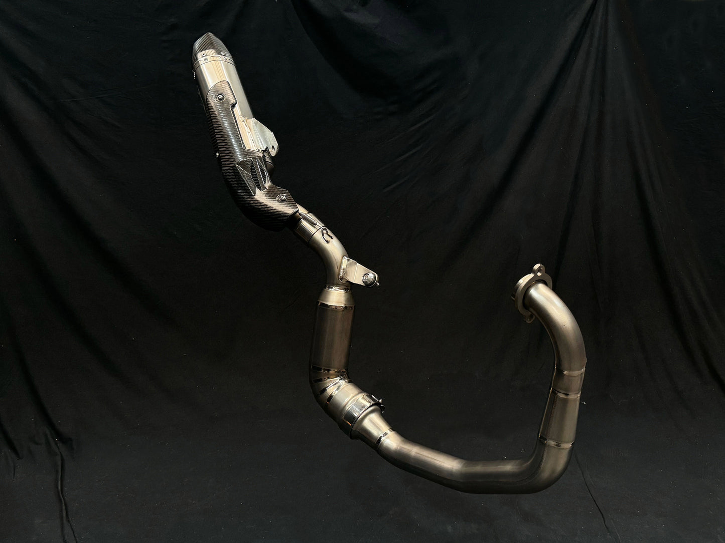 Sistema de escape de titanio para KTM RC 390 y 390 DUKE 2022-2023