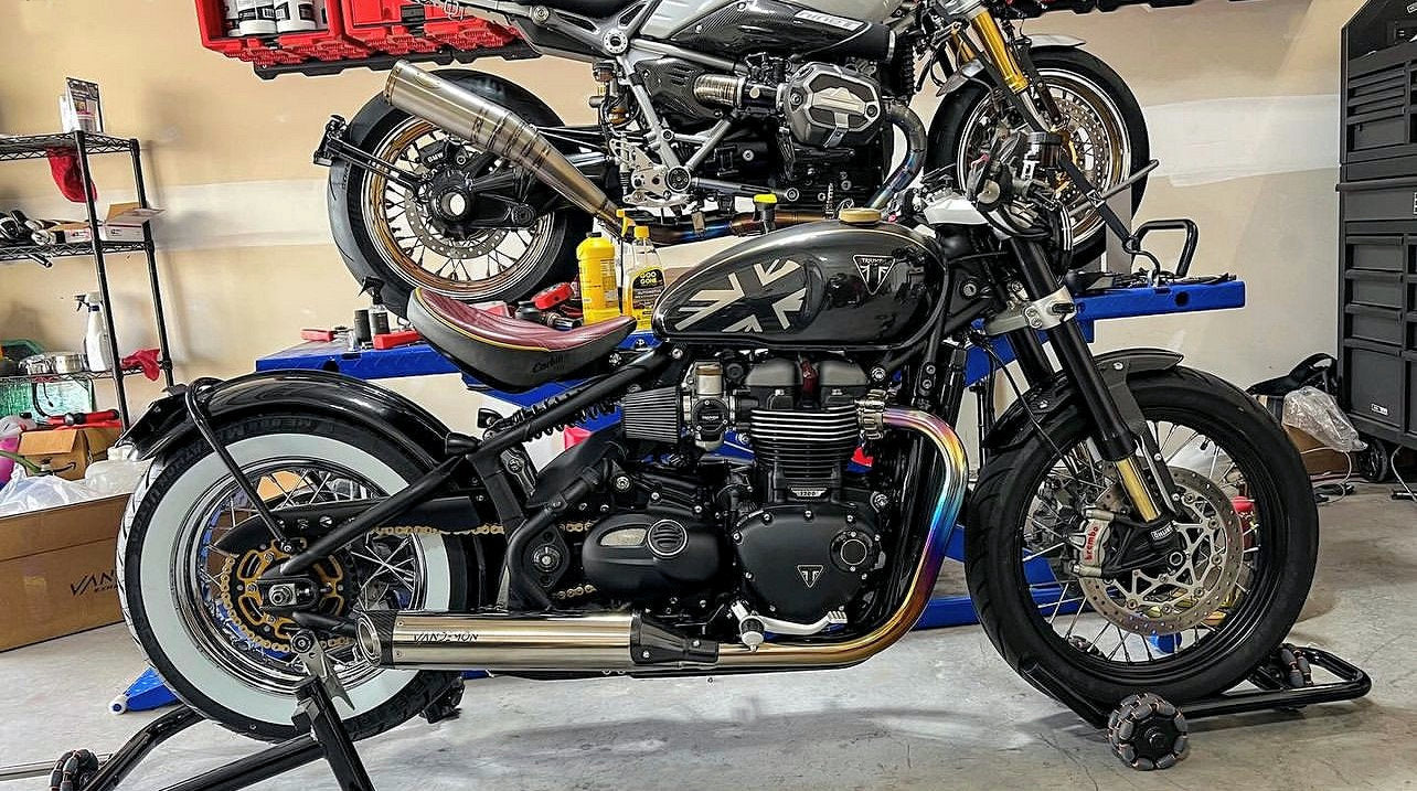 Escape de titanio pulido con tubo en H para Triumph Bonneville Bobber y Speedmaster 1200