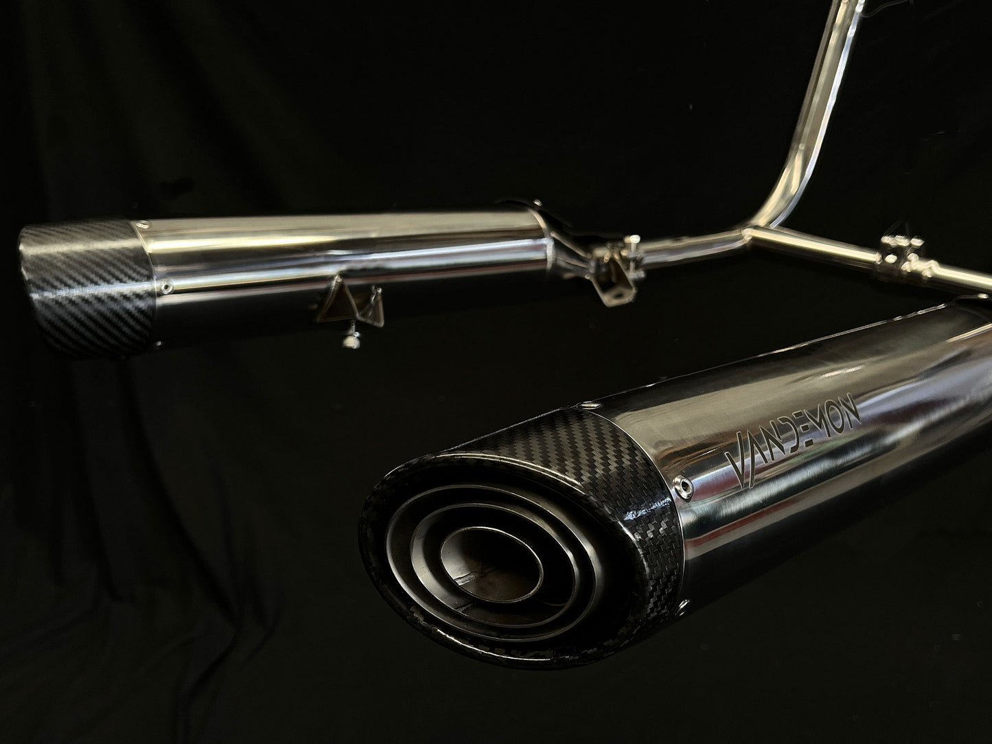 Escape de titanio pulido con tubo en H para Triumph Bonneville Bobber y Speedmaster 1200