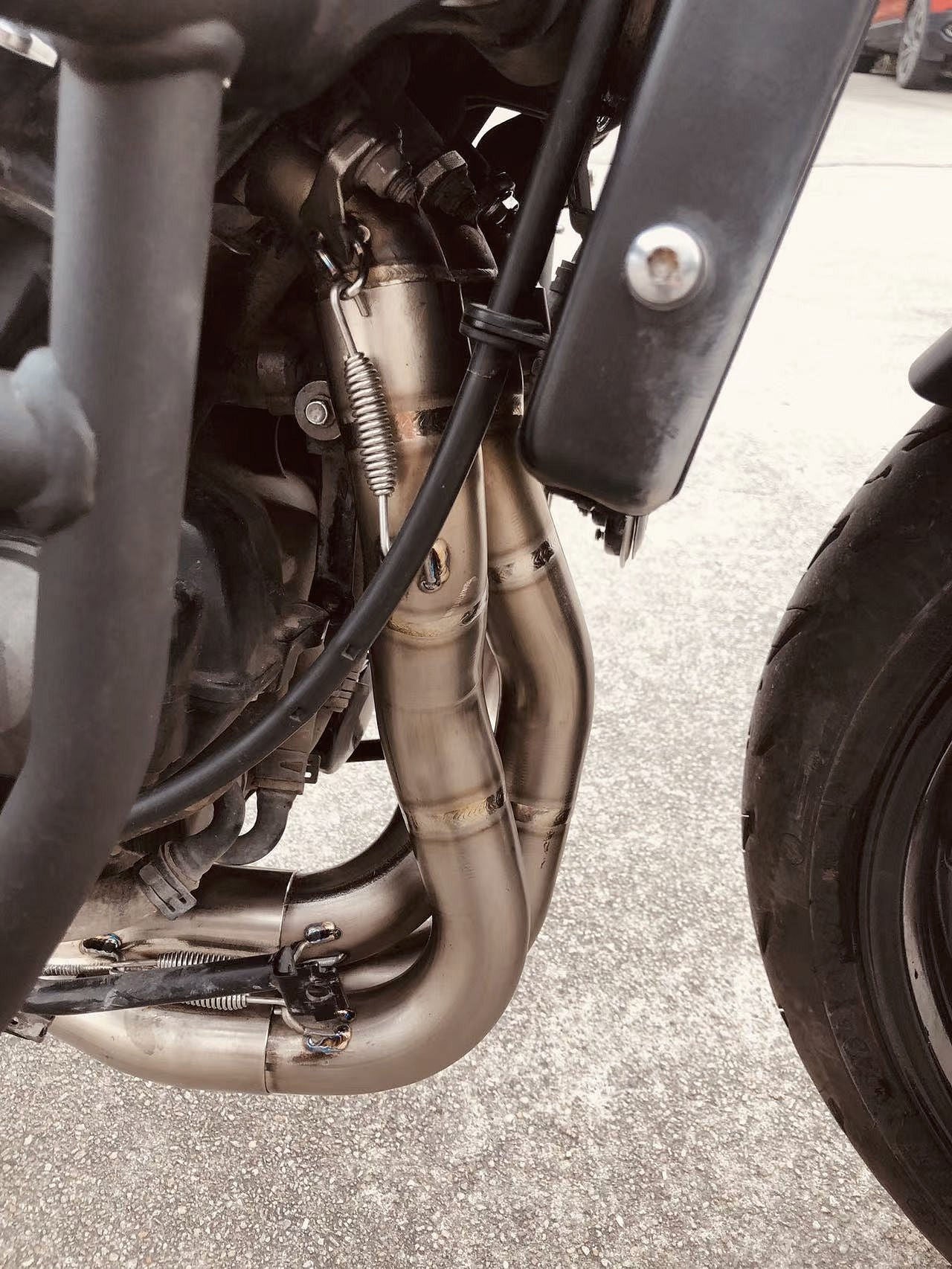 A Triumph header for steel pipe