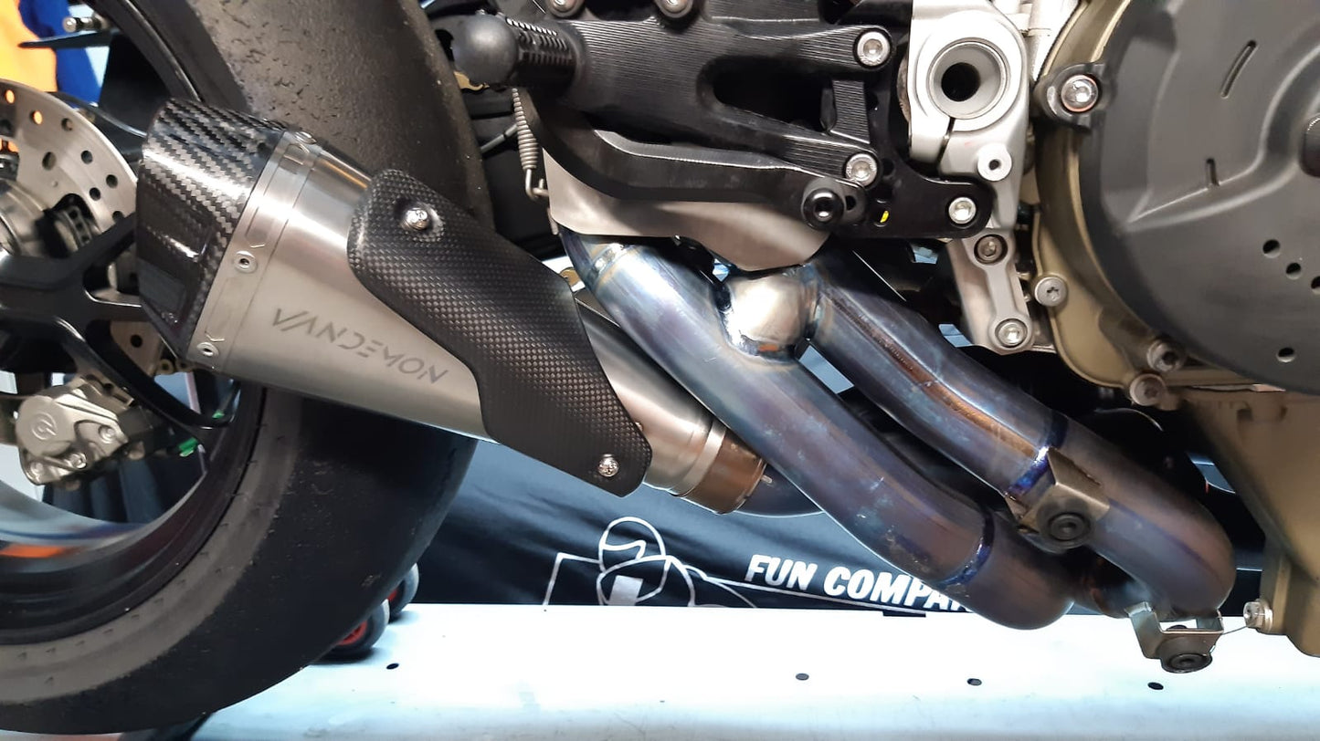 Ducati Panigale V4S & V4R