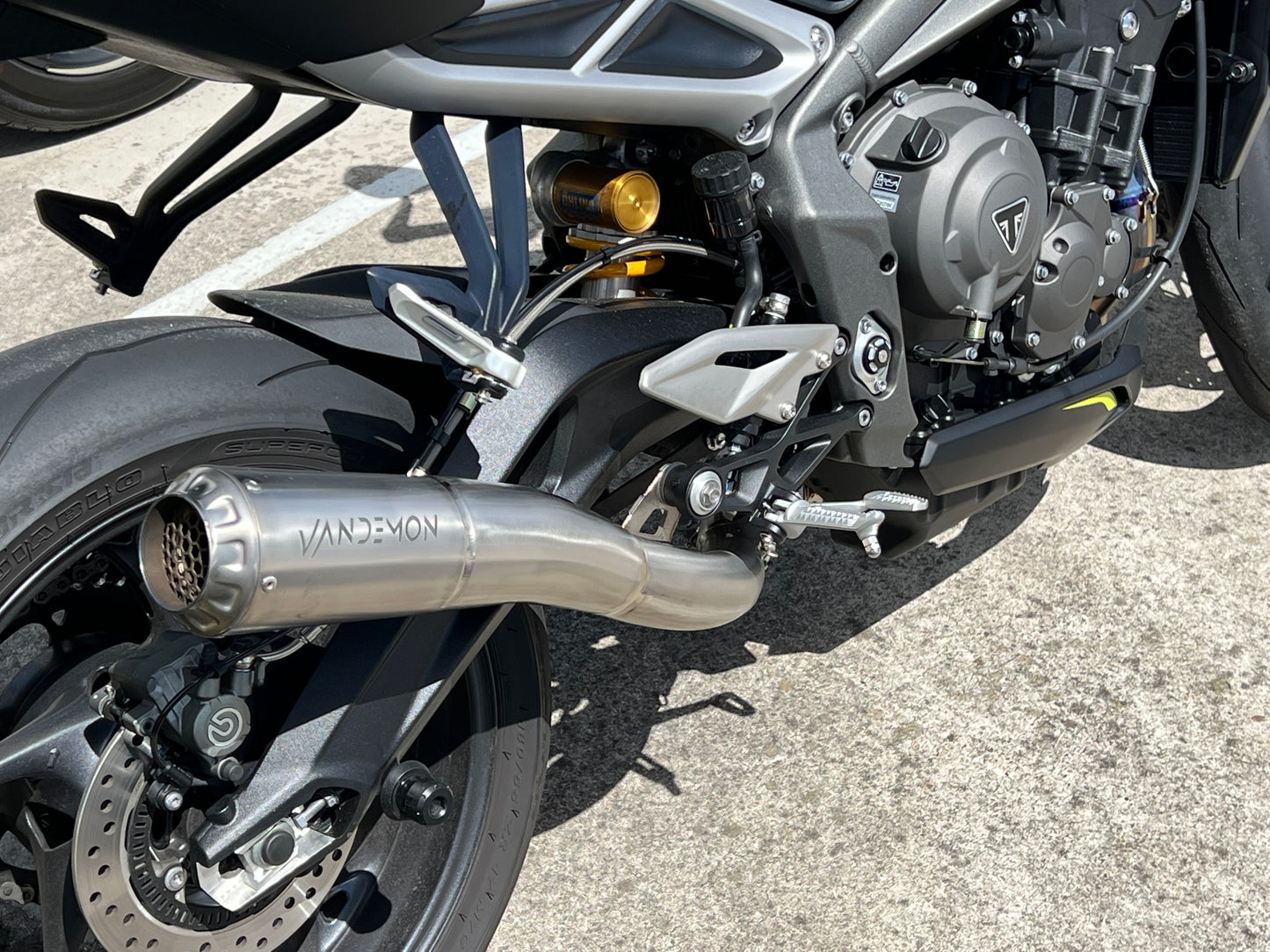 Escape completo de titanio Vandemon para Triumph 765 S/R/RS Street Triple 2020-2024