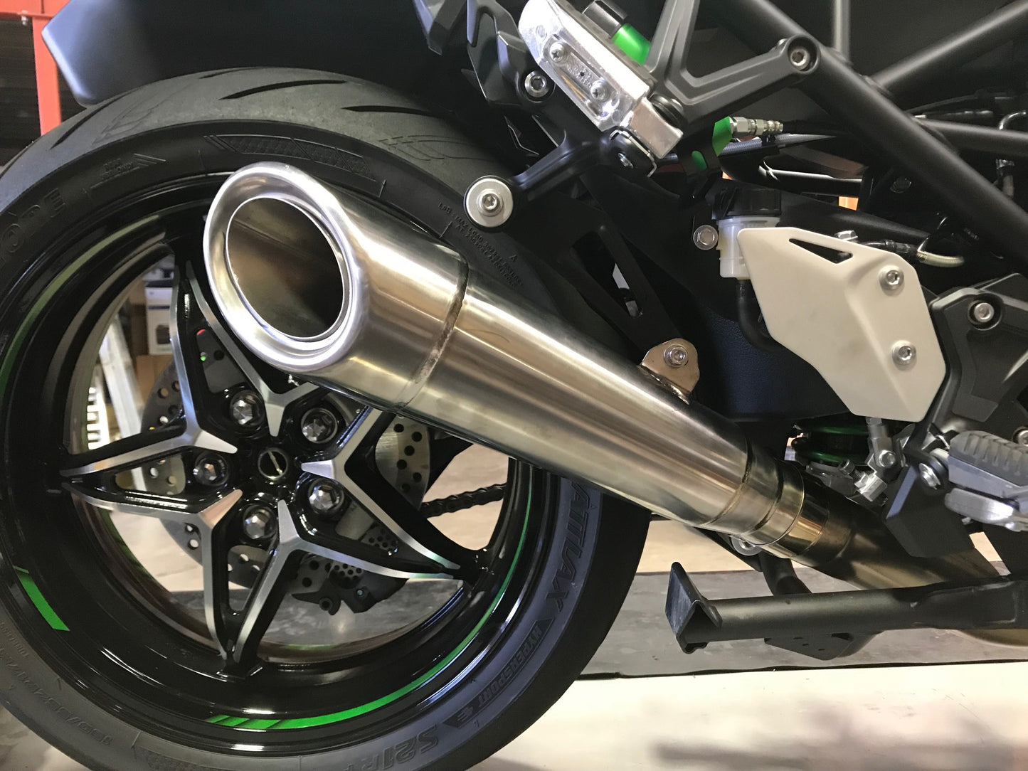 Kawasaki H2 SE SX Vandemon totalmente de titanio H2R Slip-On 2018-24