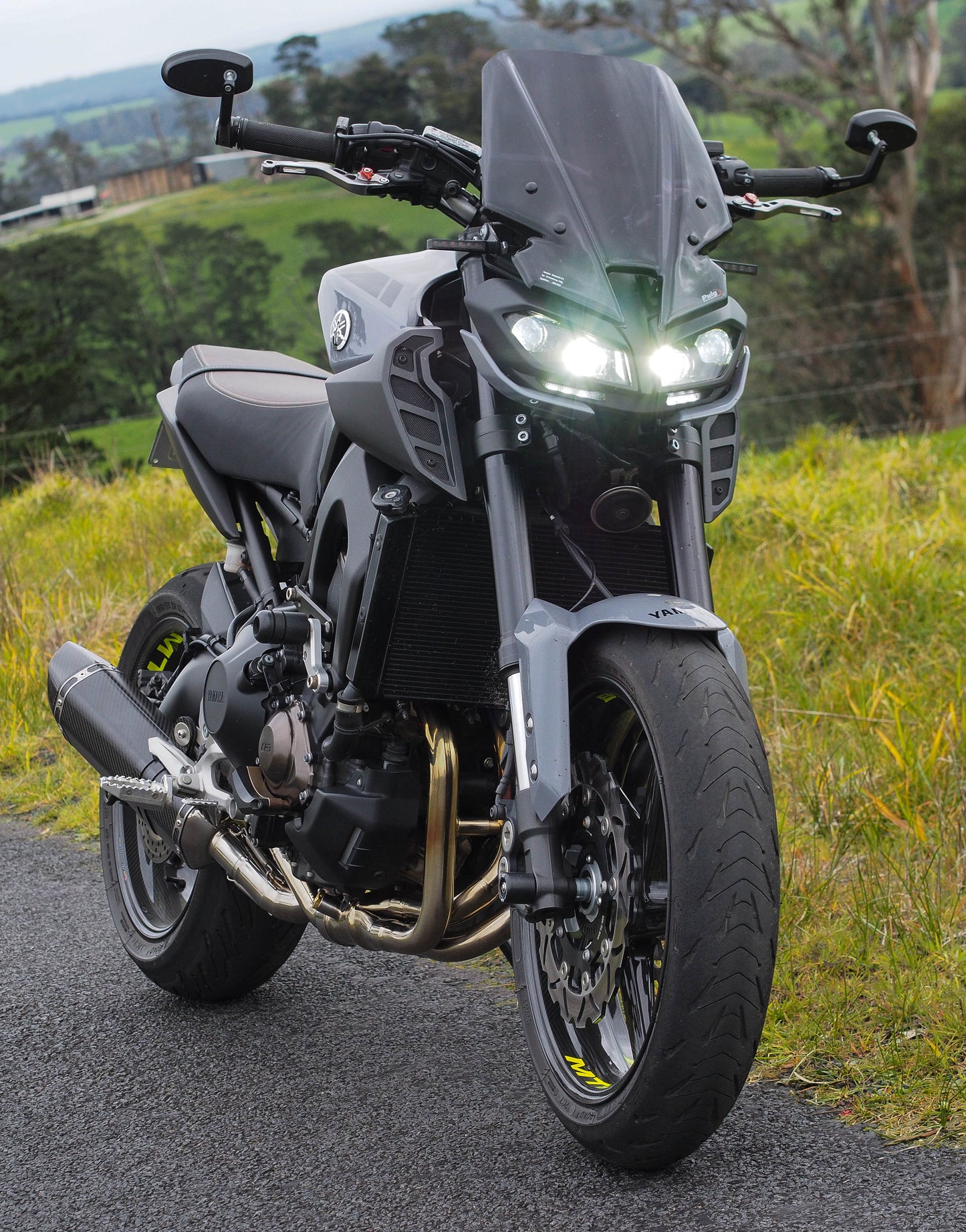 Yamaha MT09 FZ09 Vandemon Titanium Doughnut Exhaust