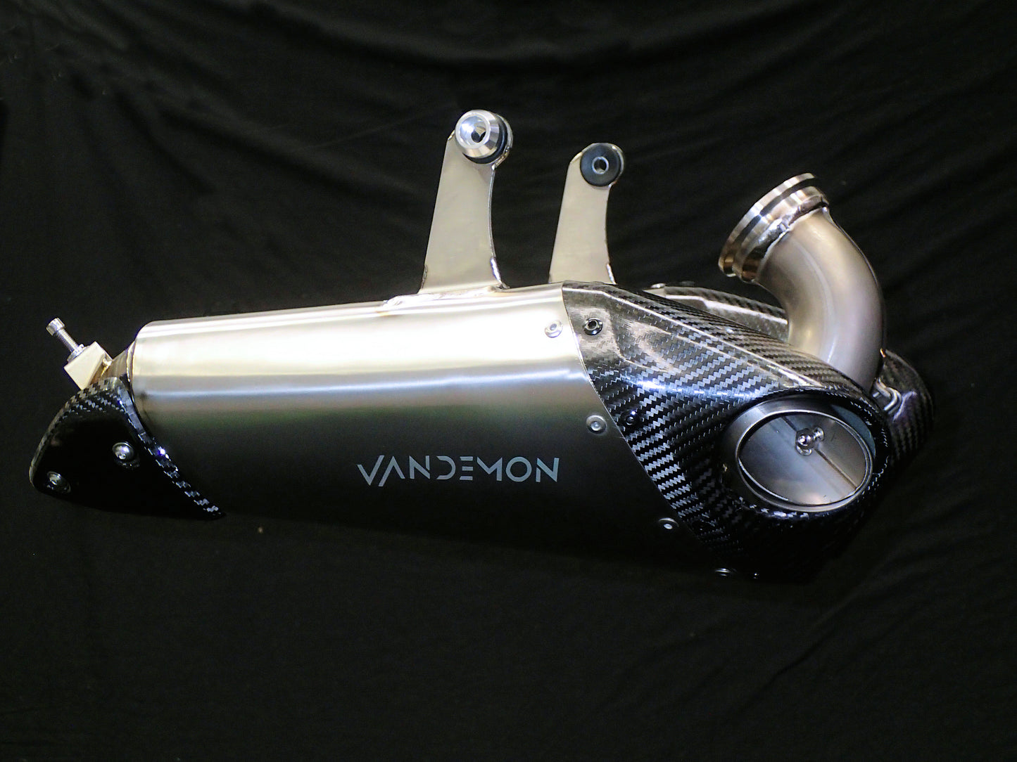 Ducati V2 Panigale y Streetfighter Slip-On de titanio