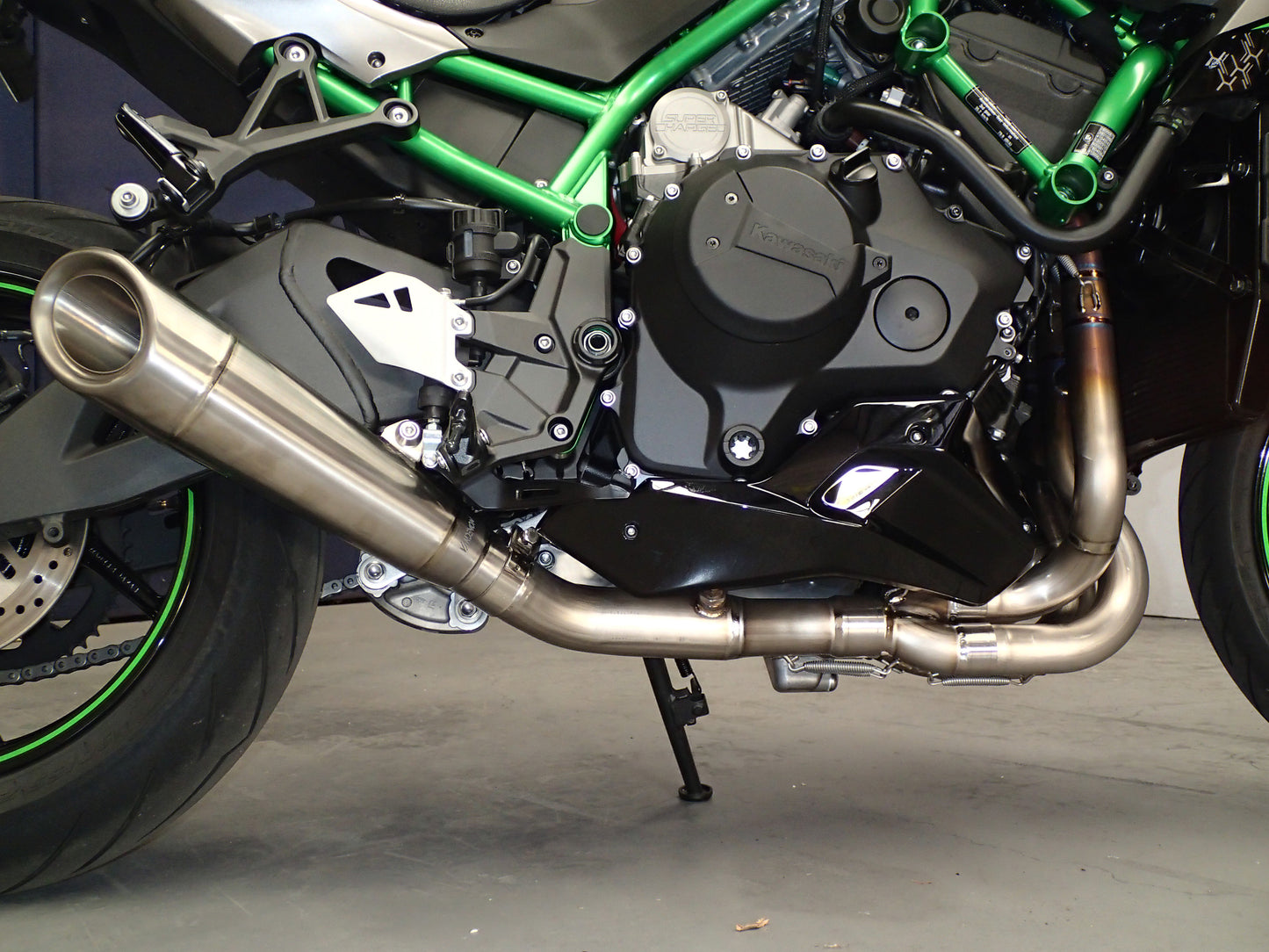 Kawasaki Ninja ZH2 Vandemon Brushed Titanium Exhaust System