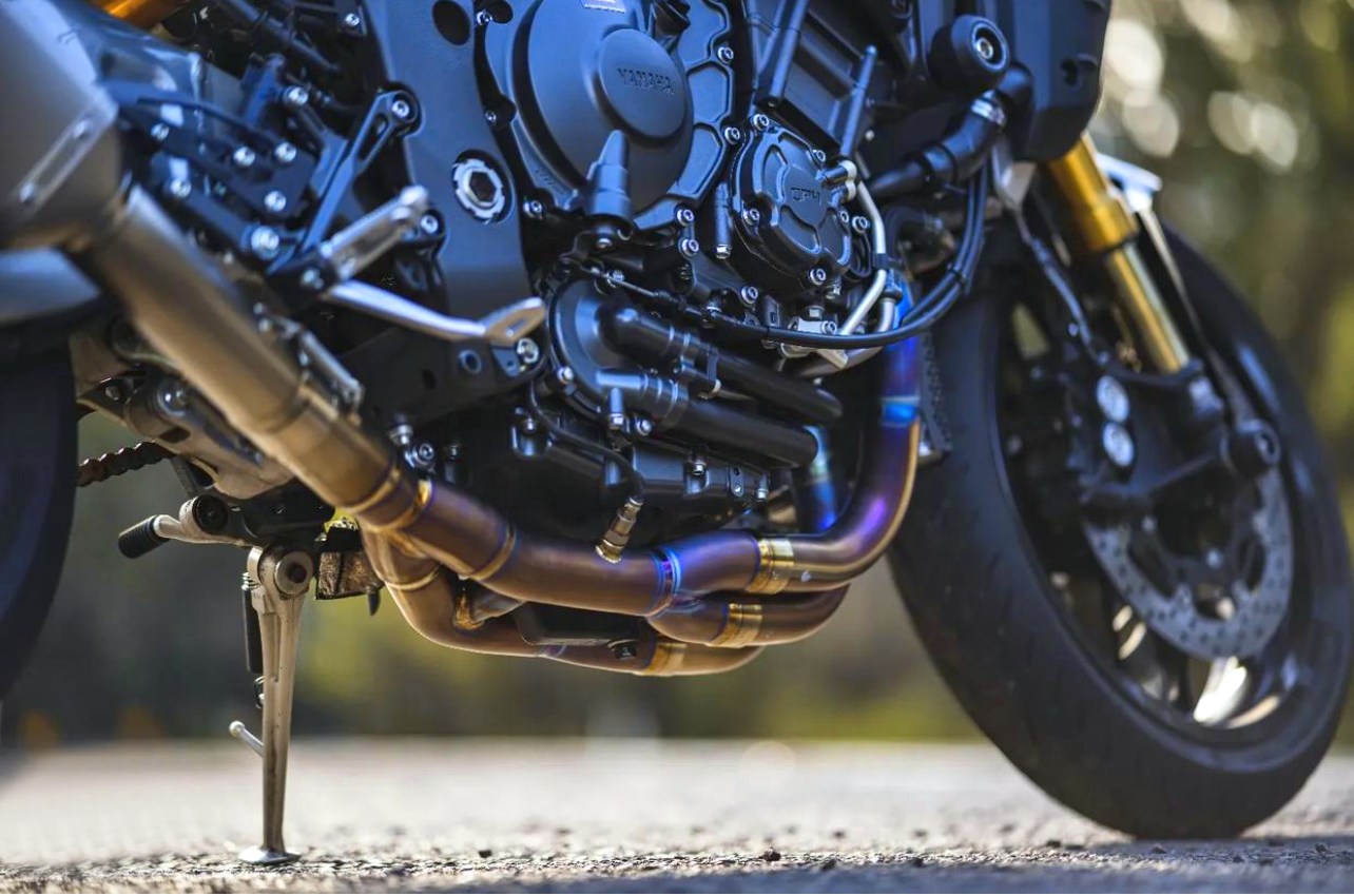 Sistema de escape de titanio Vandemon para Yamaha MT10 FZ10 2016-24