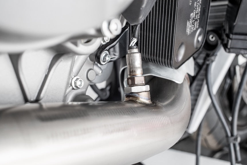 Sistema de escape de montaje bajo de titanio para Ducati V2 Panigale y Streetfighter 2020-24
