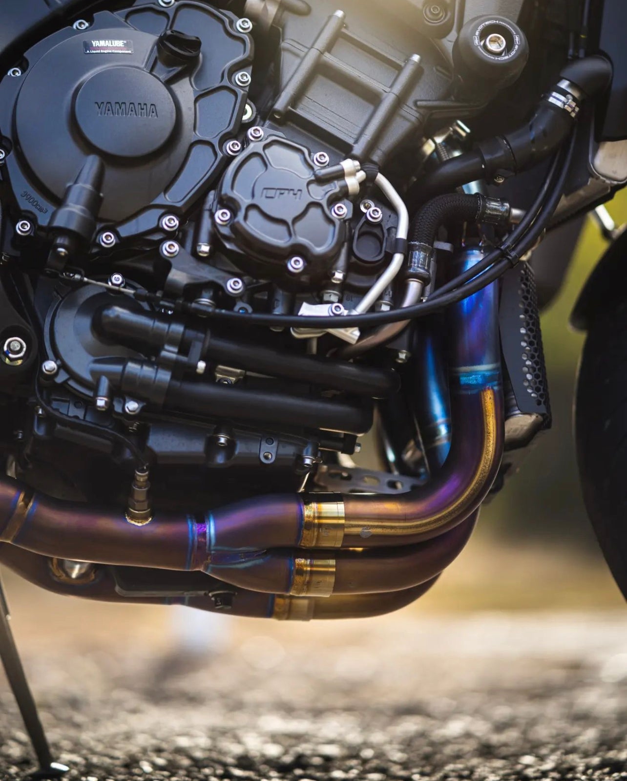 Sistema de escape de titanio Vandemon para Yamaha MT10 FZ10 2016-24