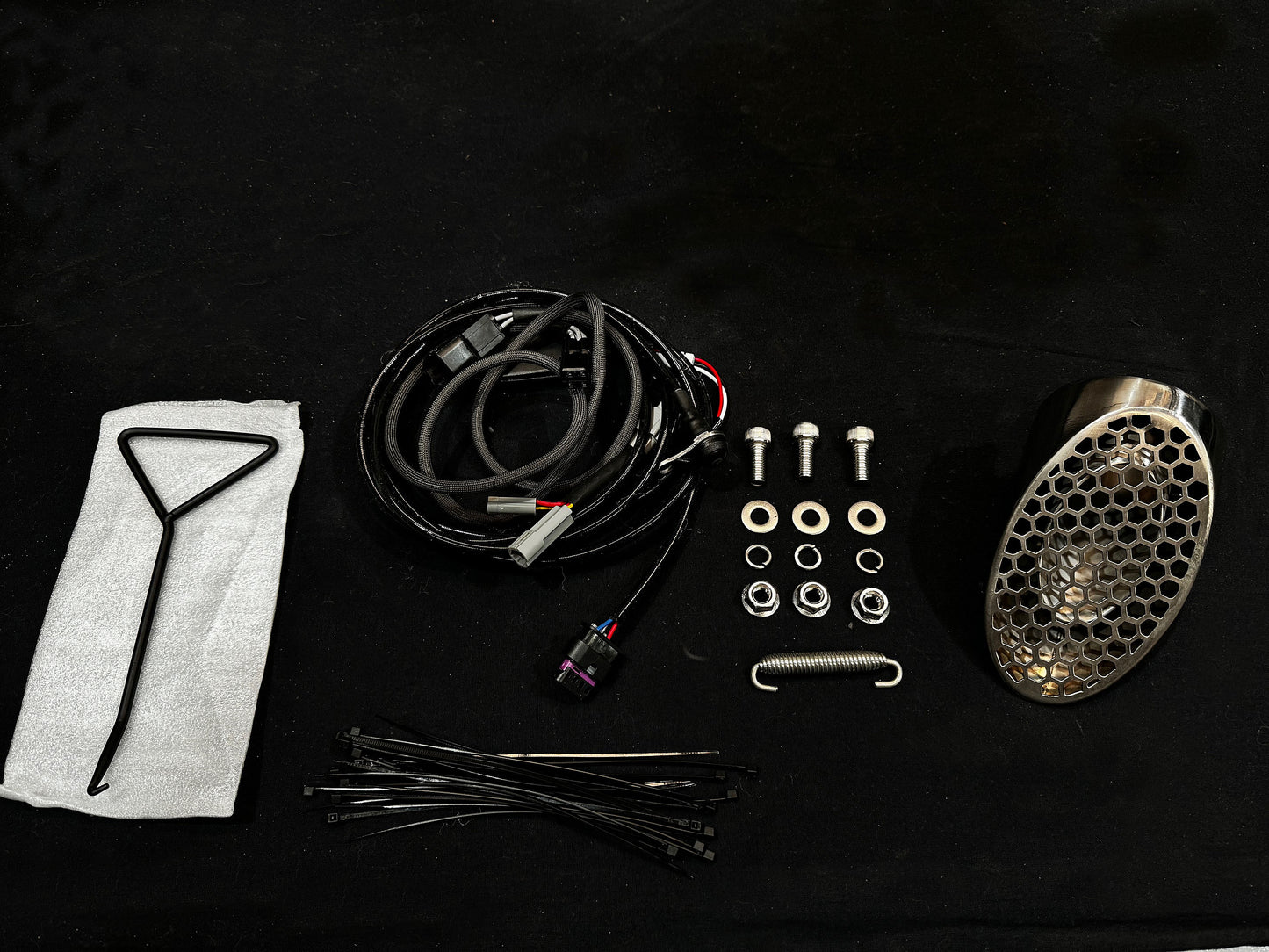 Sistema de escape Stealth de titanio para Yamaha GEN4 XSR900 y XSR900 GP