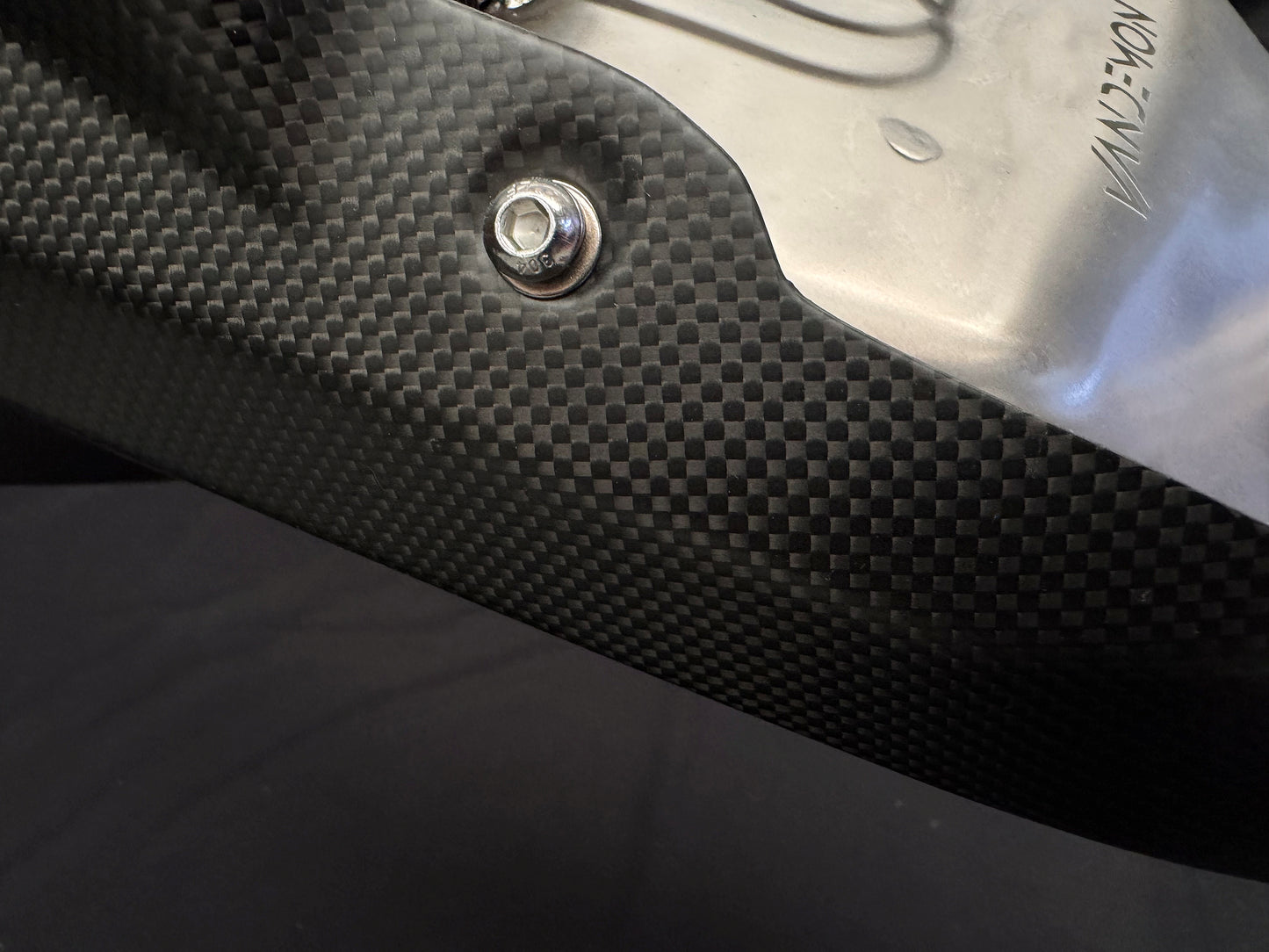 Ducati Panigale V4 / V4R y Streetfighter V4 Bimodal Stealth Slip-On de titanio