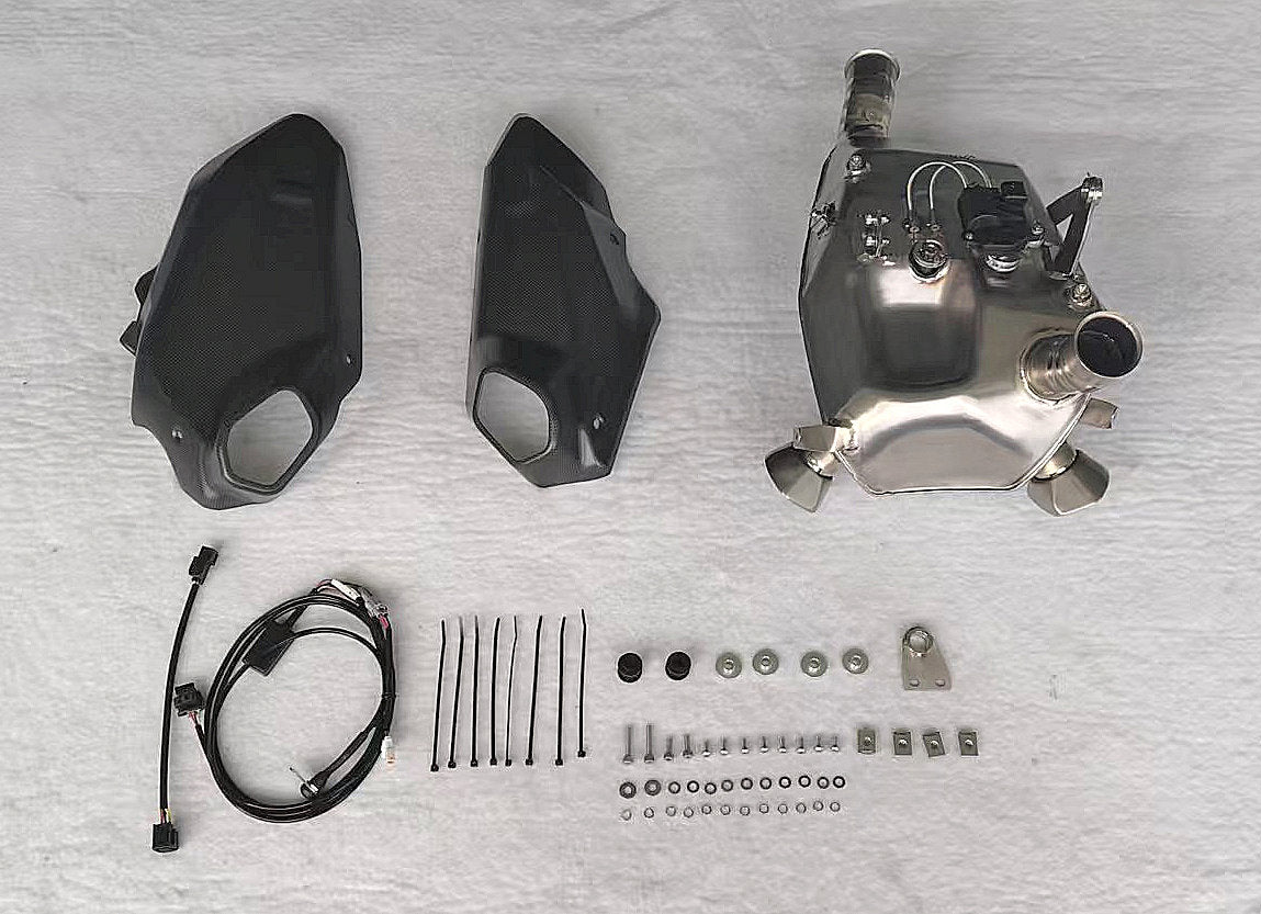 Ducati Panigale V4 / V4R y Streetfighter V4 Bimodal Stealth Slip-On de titanio