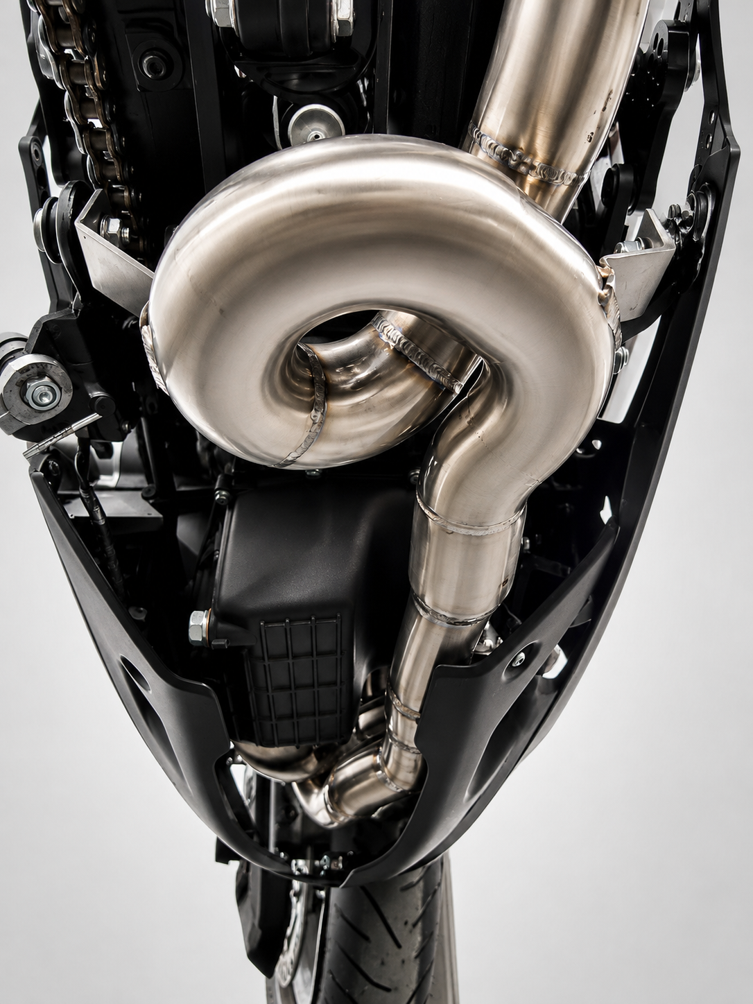 CFMOTO 750SR-S  Vandemon High Mount Titanium Exhaust System