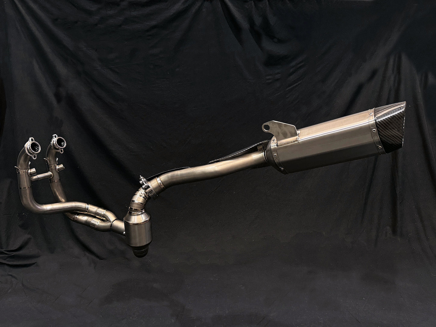 Sistema de escape de titanio CFMOTO 800MT Adventure