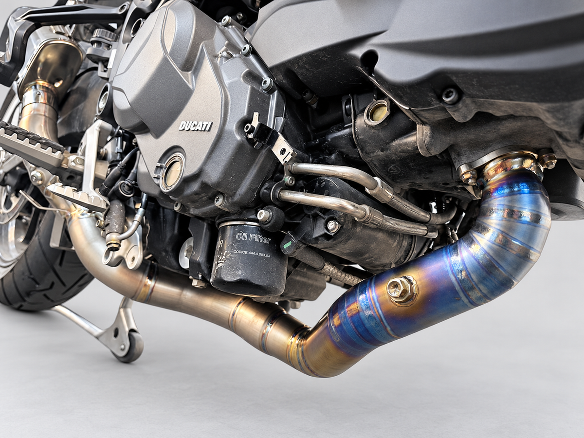 Sistema de escape de titanio para Ducati Multstrada V2 950