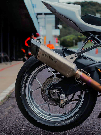Honda CBR1000RR-R Fireblade Titanium 2020-2025 Muffler & Link Pipe
