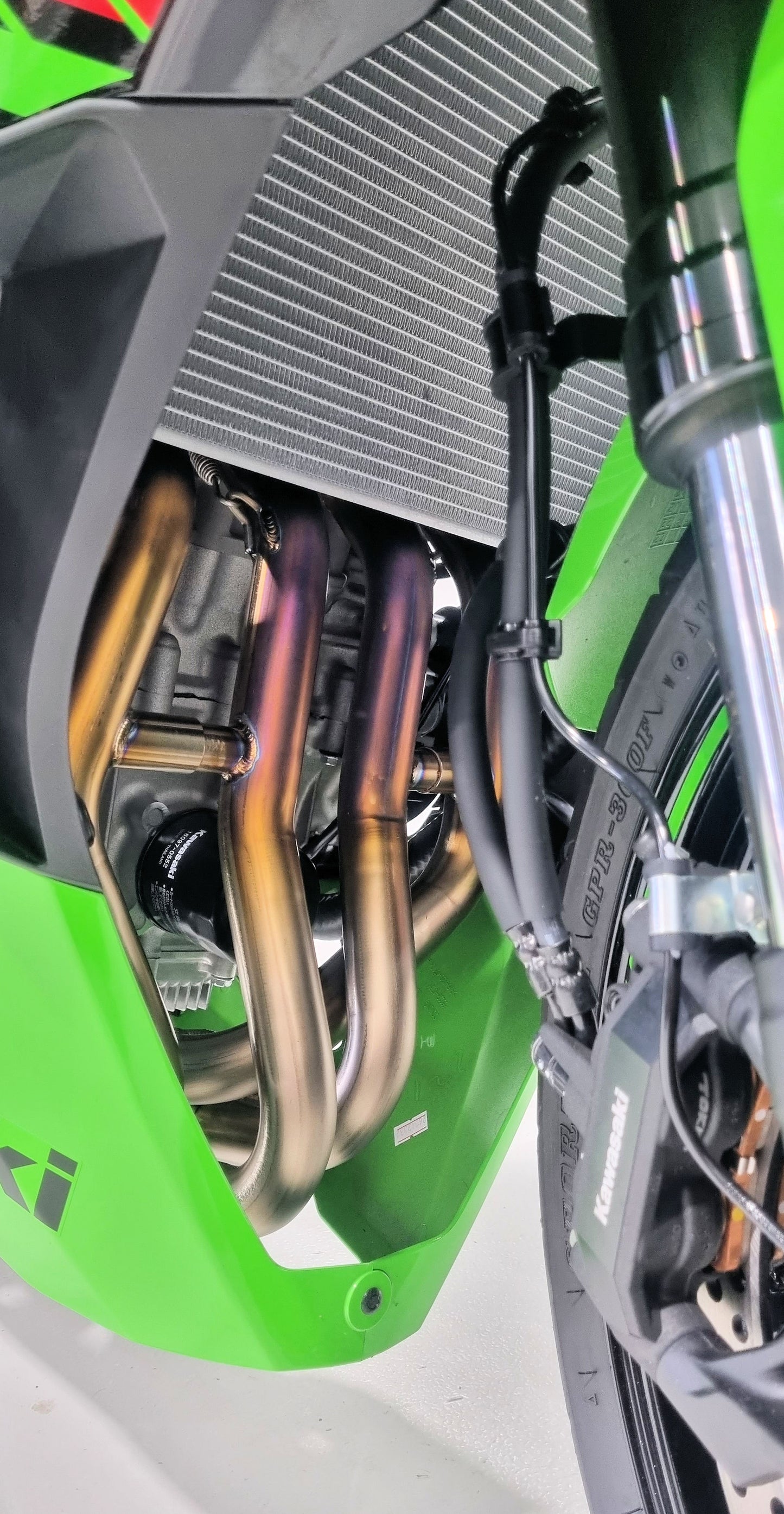 Kawasaki ZX4R-ZX4RR Side Mount Titanium Race Exhaust System 2023-2024