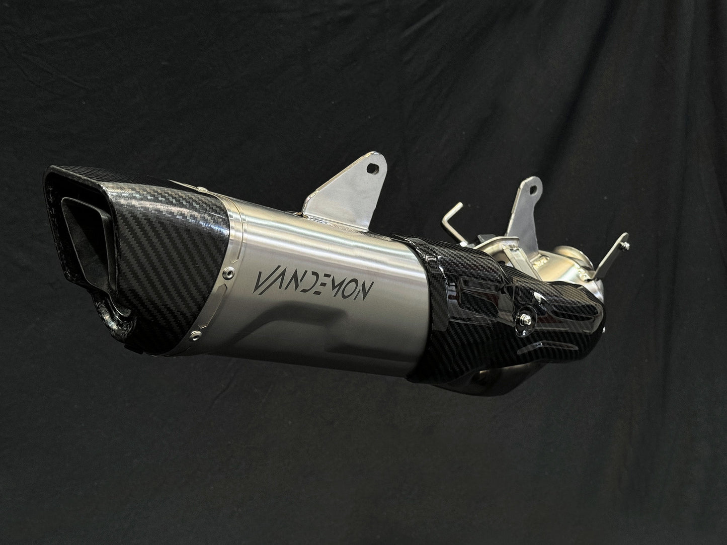 Silenciador deslizante Stealth de titanio bimodal para Triumph Speed ​​Triple 1200RS y RR