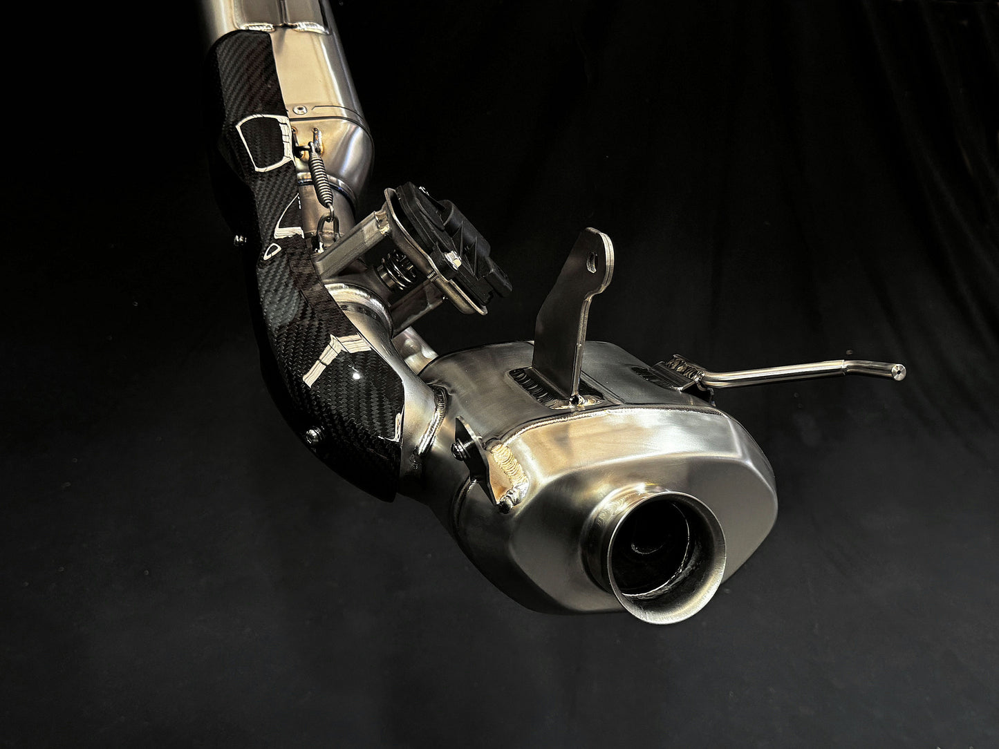 Silenciador deslizante Stealth de titanio bimodal para Triumph Speed ​​Triple 1200RS y RR