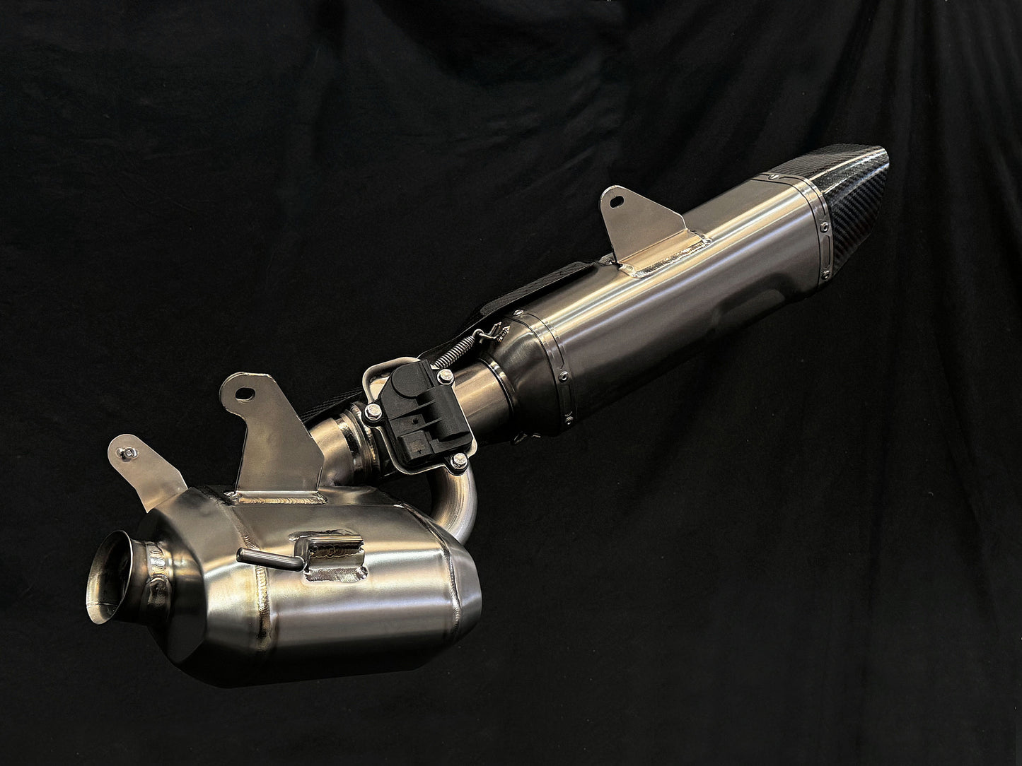 Silenciador deslizante Stealth de titanio bimodal para Triumph Speed ​​Triple 1200RS y RR