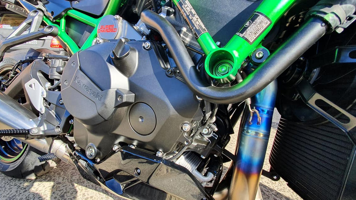 Kawasaki Ninja ZH2 Vandemon Brushed Titanium Exhaust System 2020