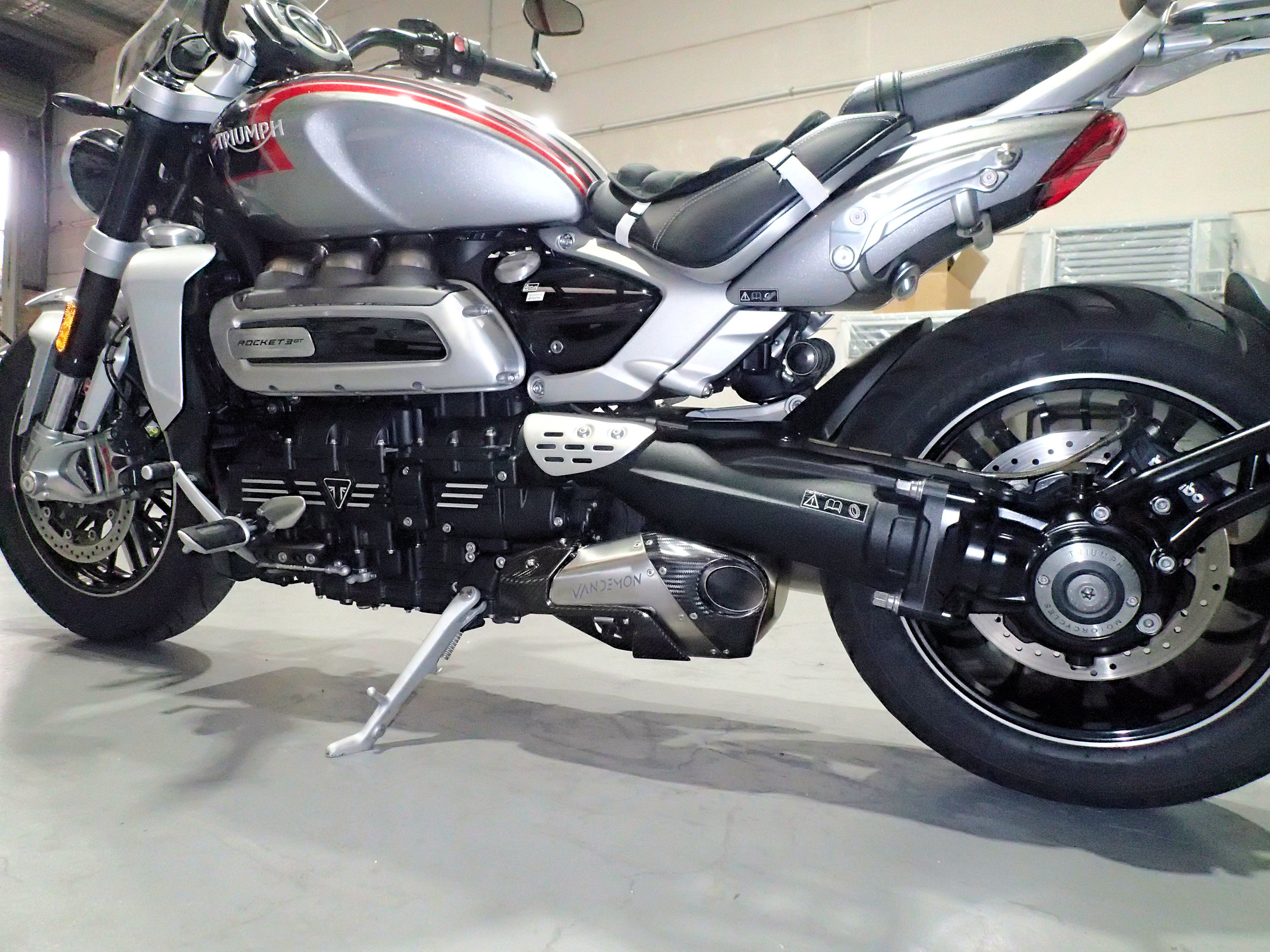 Triumph rocket exhaust store systems