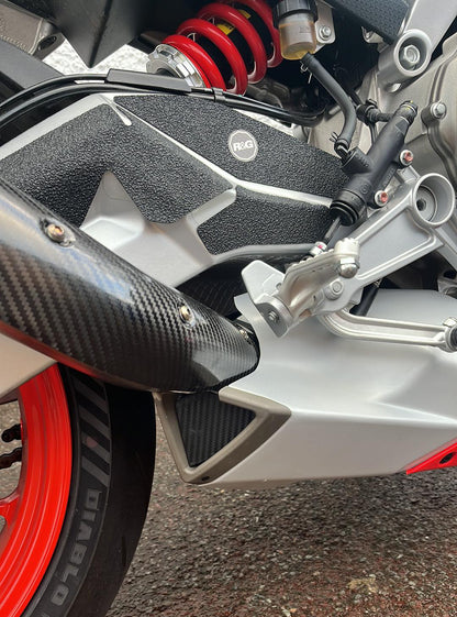 Aprilia RS 660 y Tuono 660 Sistema de escape completo de titanio 2021-2024