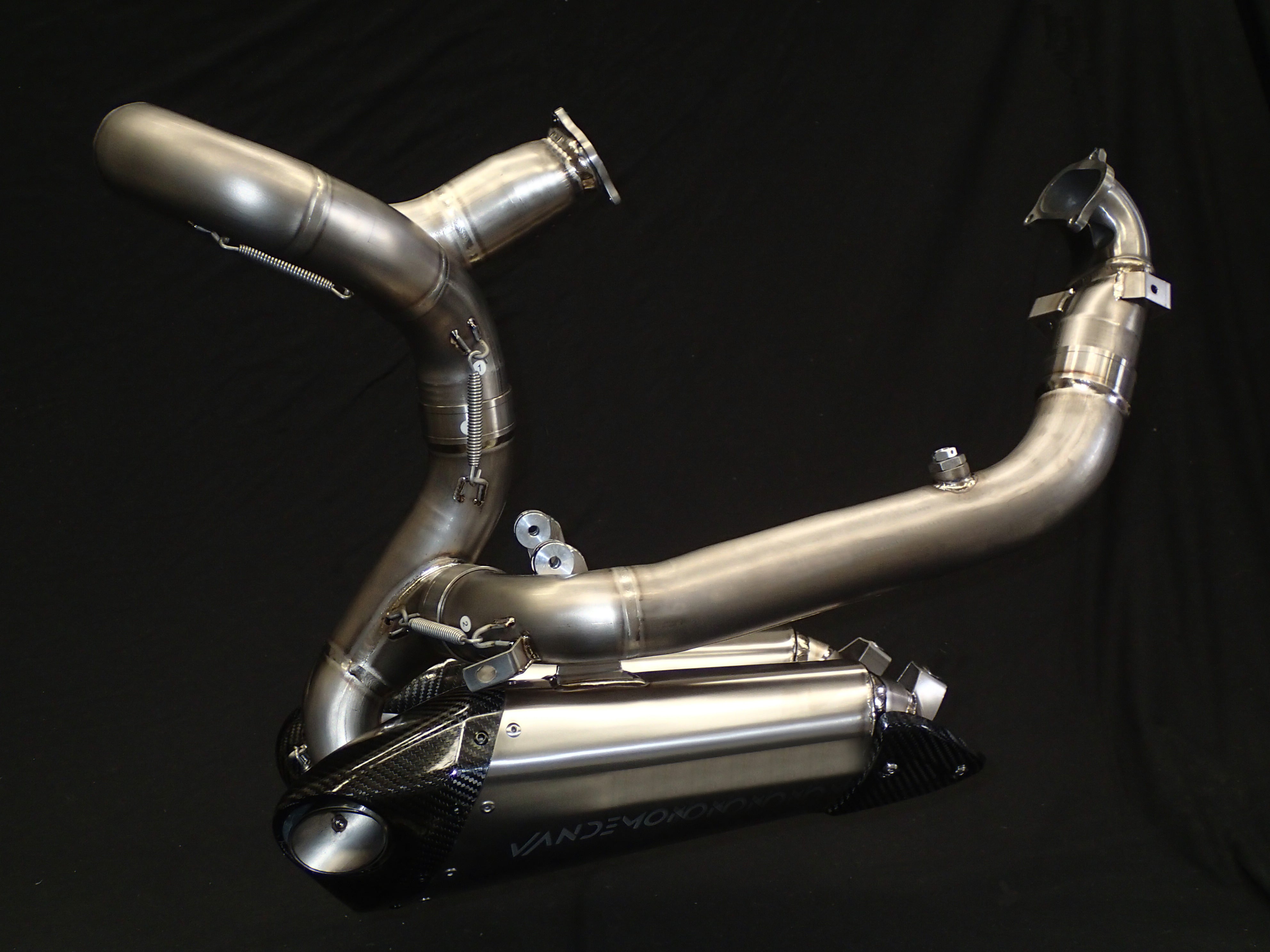 Panigale v2 deals akrapovic exhaust